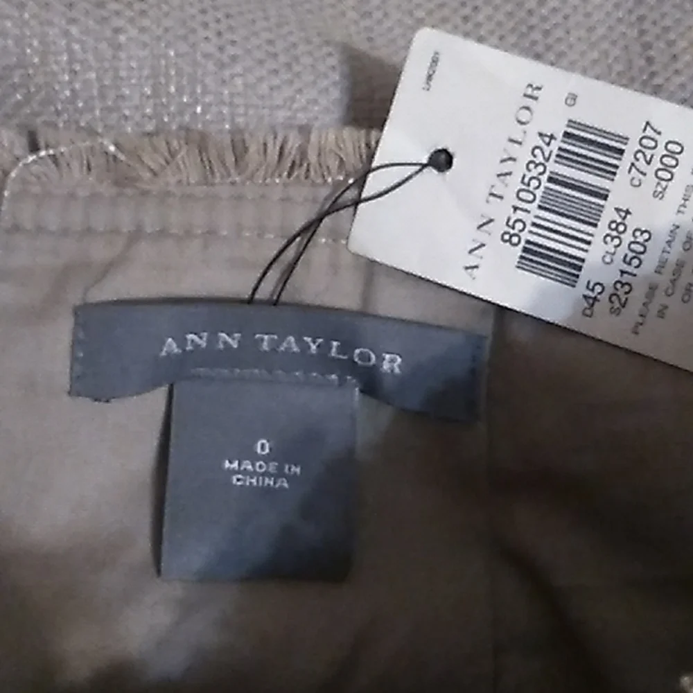 Ann Taylor Tweed A-Line Fringe Wrap Skirt. Size 0 (27